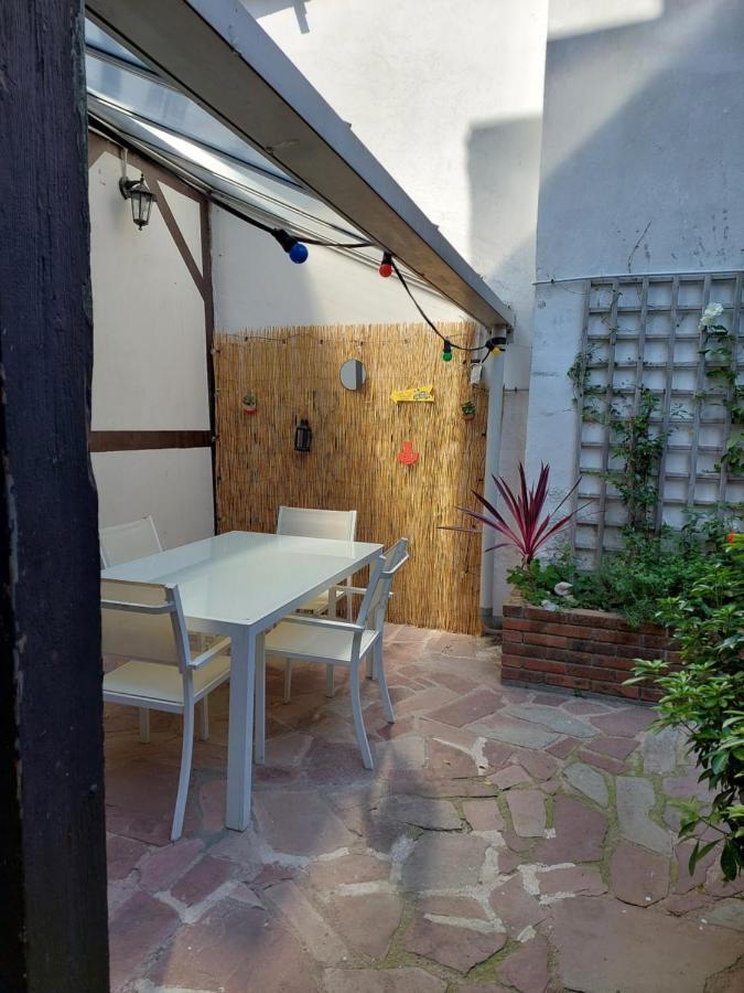 Comme Une Maison, Duplex Terrasse Hypercentre De Trouville エクステリア 写真